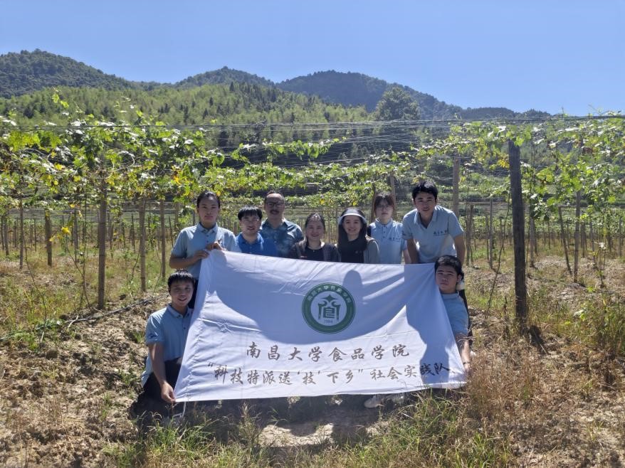 26aae2896fea4af0b504c3c51184eaee.jpg 3.jpg