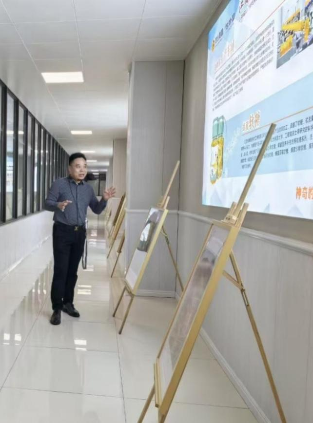 90a68eb909b141e8bc62d0cba1d3351d.png 图片1.png