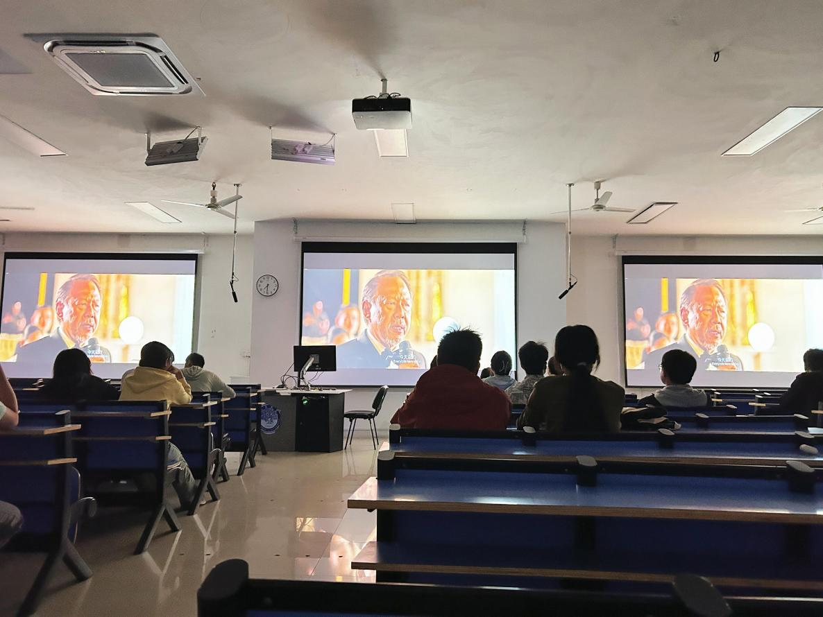 141ef298fb644c26b1afaab40826c921.png 图片2.png